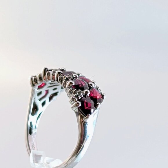 Sterling Silver Band Ring With Cushion Checkerboard Cut Rhodolite Garnet Size 9 - Picture 5 of 11